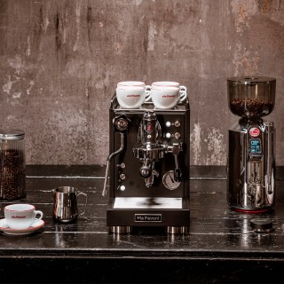 La Pavoni Mini Cellini Svart LPSMCB01EU Espressomaskin Inkl. Eureka Mignon Perfetto Mat Svart Espressokvarn
