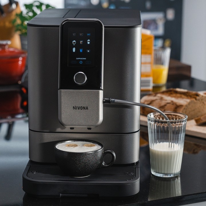 Nivona NIVO 8103 Titanium Espressomaskin Inkl. Avkalkning, Kalkfilter, Mjölkrens, Rengöringstabletter & 1kg Kaffe