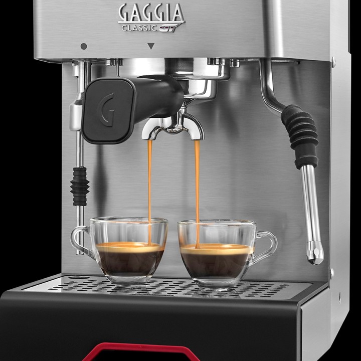 Gaggia Classic GT Stål Espressomaskin Inkl. Gaggia MDF 55 Chrome Espressokvarn & House of Barista Knockbox