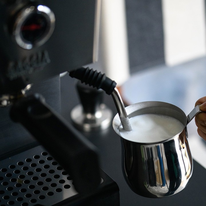 Gaggia Classic GT Stål Espressomaskin Inkl. Gaggia MDF 55 Chrome Espressokvarn & House of Barista Knockbox