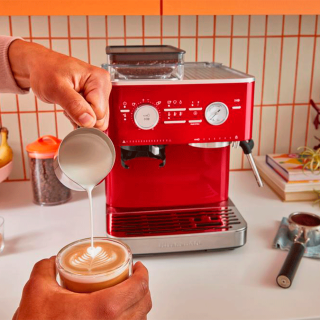 KitchenAid Semiautomatisk Espressomaskin inkl. Kvarn Röd