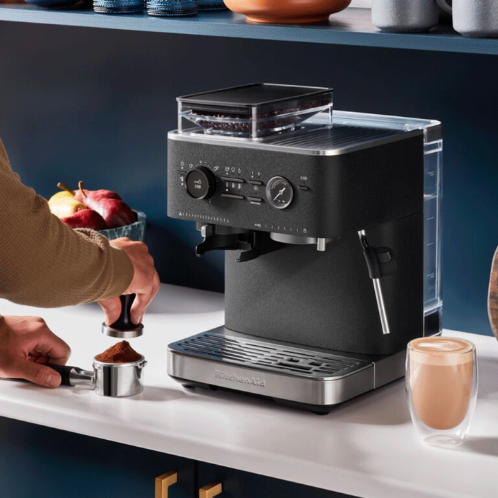 KitchenAid Semiautomatisk Espressomaskin inkl. Kvarn Cast Iron Black