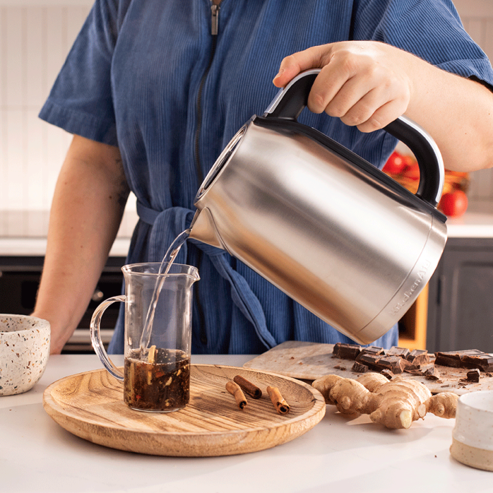 KitchenAid 5KEK1701ESX Vattenkokare 1,7 L Stål