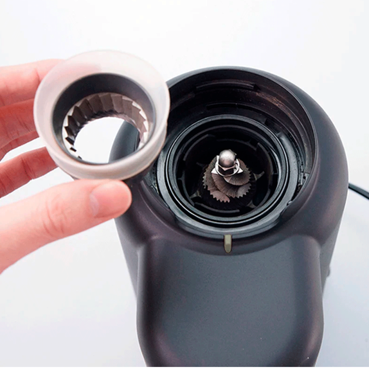 Hario V60 Elektrisk Kaffekvarn med Blow Up-system