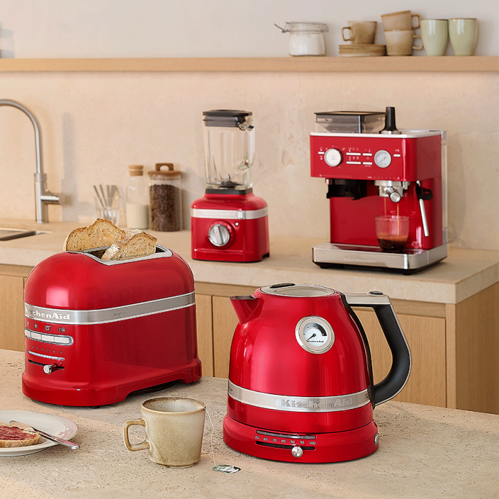 KitchenAid 5KEK1522EER Artisan Vattenkokare 1,5 L Röd