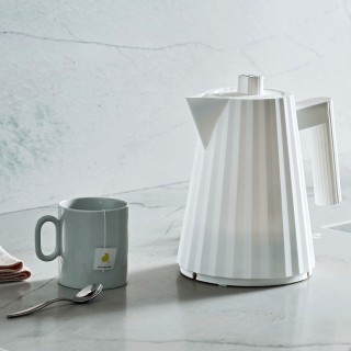 Alessi Plissé Vattenkokare 1 L Vit