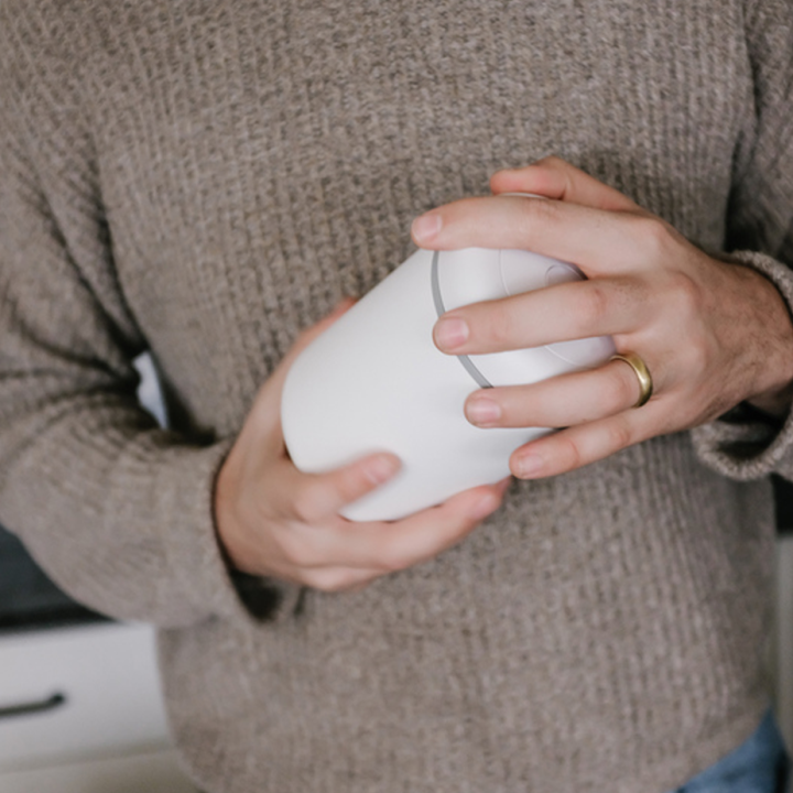 Fellow Atmos Vakuum Stålbehållare Matt Vit 1,2 L