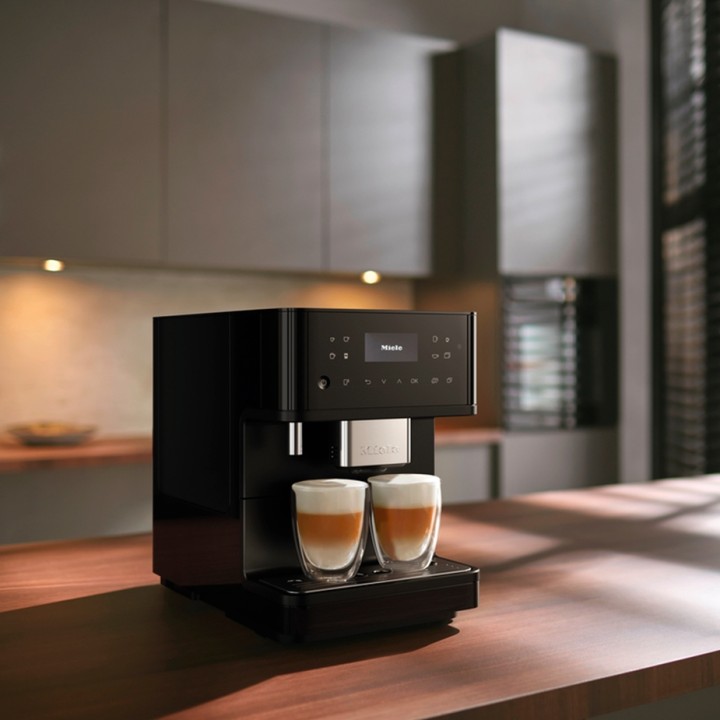 Miele CM 6560 MilkPerfection Obsidiansvart PearlFinish Espressomaskin