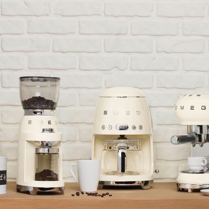 Smeg CGF11CREU Kaffekvarn Creme