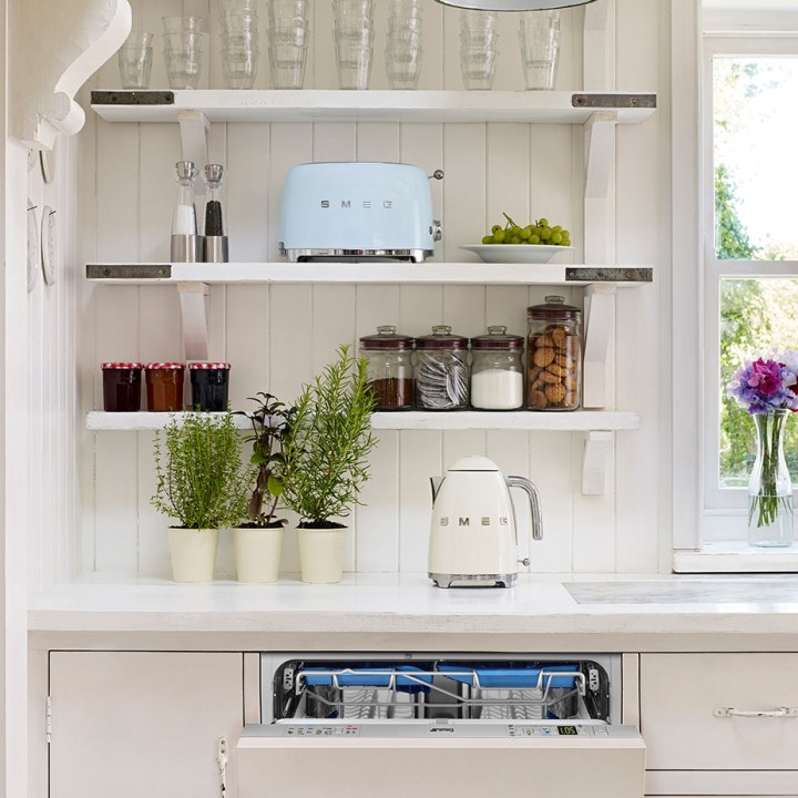 Smeg KLF03CREU Vattenkokare 1,7 L Creme