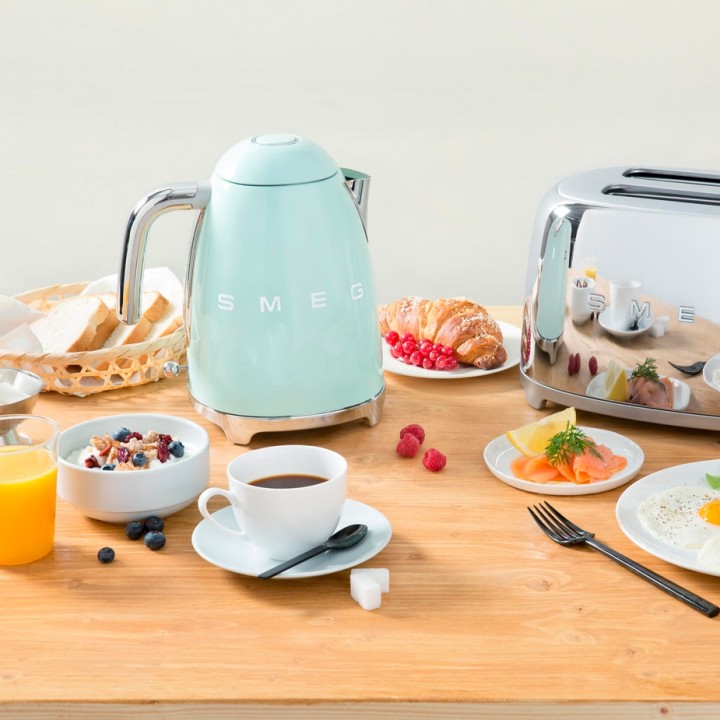Smeg KLF03PGEU Vattenkokare 1,7L Pastellgrön