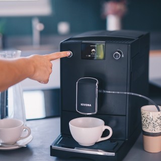 Nivona NICR 690 Matt Svart Espressomaskin Inkl. 4,2kg Rigtig Kaffe