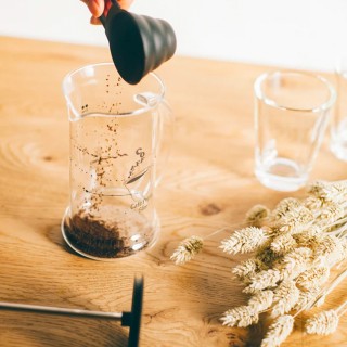 Hario Stempelkanna Slim 0,24 L Svart