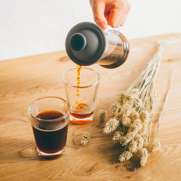 Hario Stempelkanna Slim 0,24 L Svart