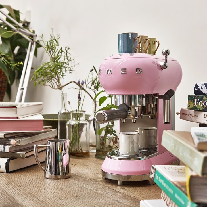 Smeg ECF02PKEU Espressomaskin Rosa