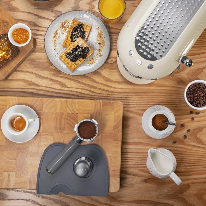 Smeg ECTS01 Kaffestamp Grå