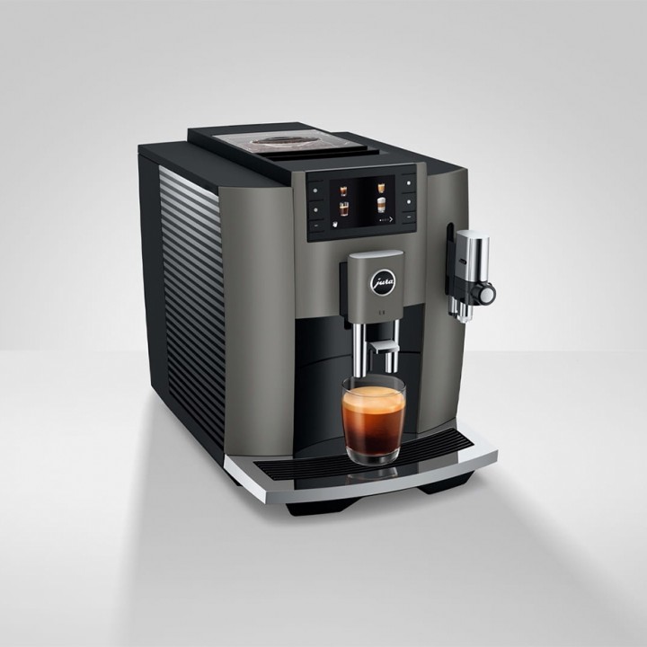 Jura E8 (EC) Dark Inox espressomaskin inkl. startpaket