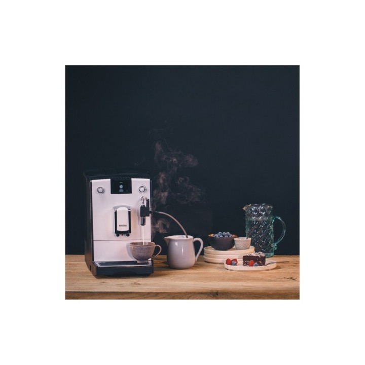 Nivona NICR 560 Vit espressomaskin inkl. 8x400g Rigtig Kaffe ekologisk