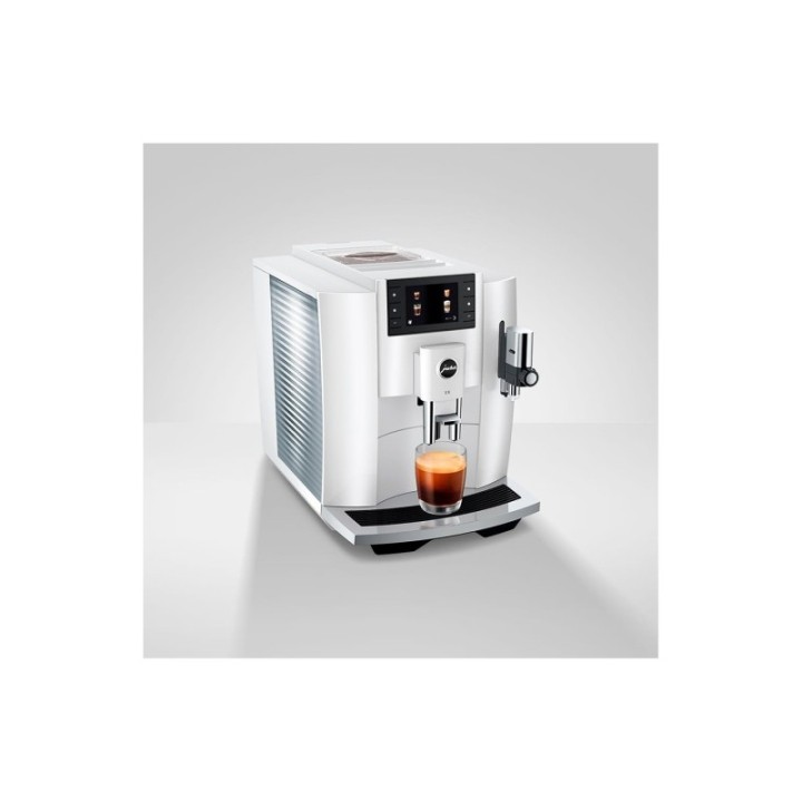 Jura E8 (EC) Piano White Espressomaskin Inkl. Tillbehör, Skötsel & 3kg Super Crema