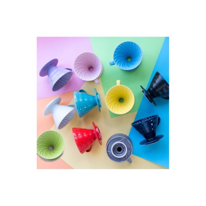 Hario Filterbryggset inkl. V60-02 keramisk dripper för 2 koppar, glaskanna 0,4 l & vattenkanna