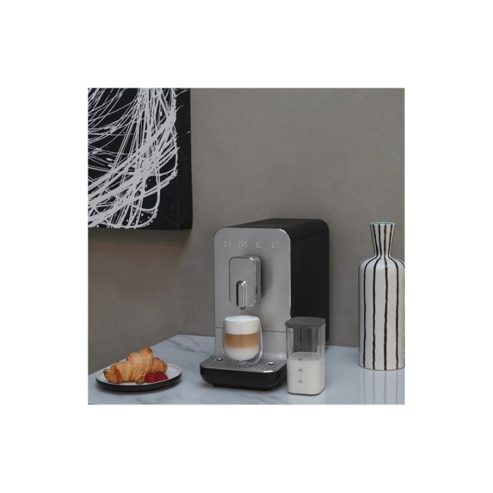 Smeg BCC13BLMEU Espressomaskin Svart