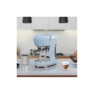 Smeg ECF02PBEU Espressomaskin Pastellblå