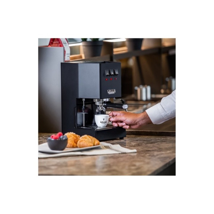 Gaggia Classic E24 Svart Espressomaskin