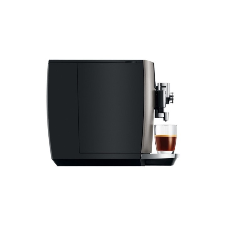 Jura J8 (EA) Inkl. skötselpaket, mjölkbehållare, filter & 3 kg kaffe