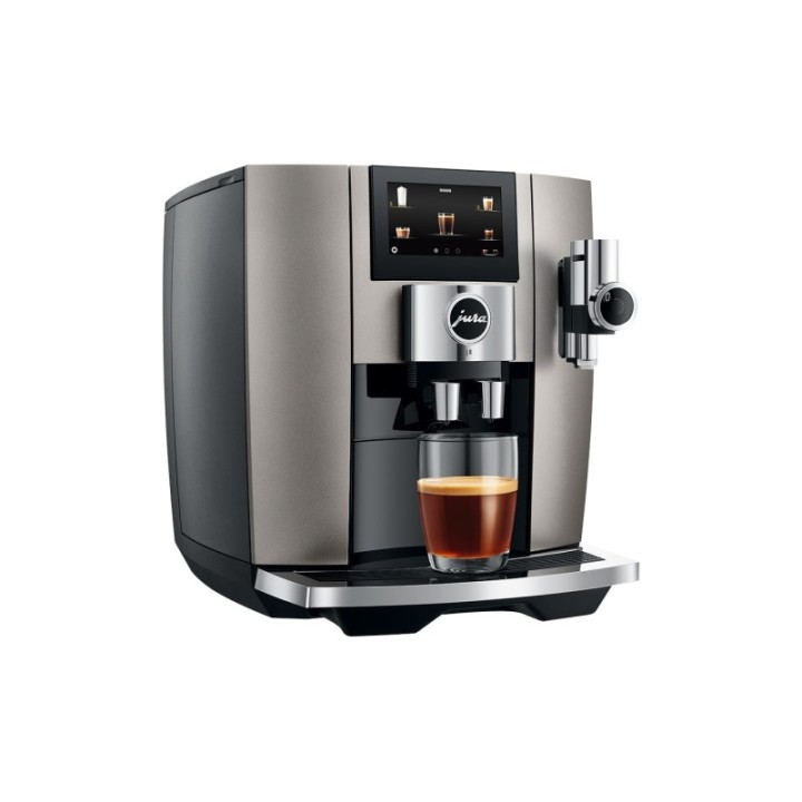 Jura J8 (EA) Inkl. skötselpaket, mjölkbehållare, filter & 3 kg kaffe