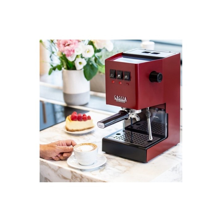 Gaggia Classic E24 Röd espressomaskin inkl. baristautrustning