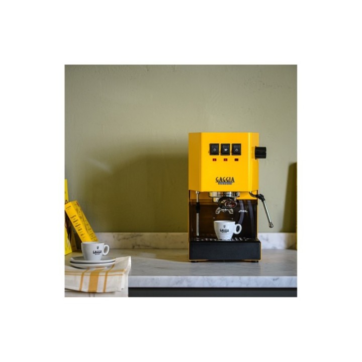 Gaggia Classic E24 Sunshine Yellow espressomaskin inkl. Eureka Mignon Perfetto & baristautrustning
