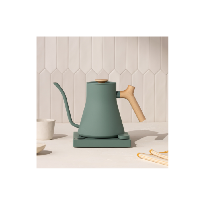 Fellow Stagg EKG Pro Vattenkokare 0,9 L Rökgrön