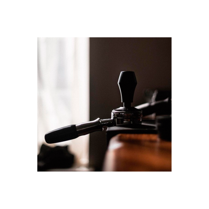 Normcore V4 Tamper med fjäder 53,3 mm svart