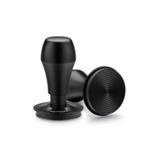 Normcore V4 Tamper med fjäder, rillor & titanbeläggning 58 mm svart