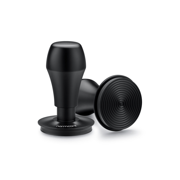 Normcore V4 Tamper med fjäder, rillor & titanbeläggning 58 mm svart