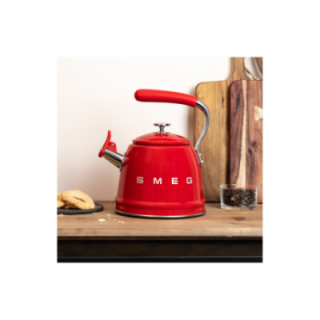 Smeg WKF01RD Visselkittel 2,3 L Röd