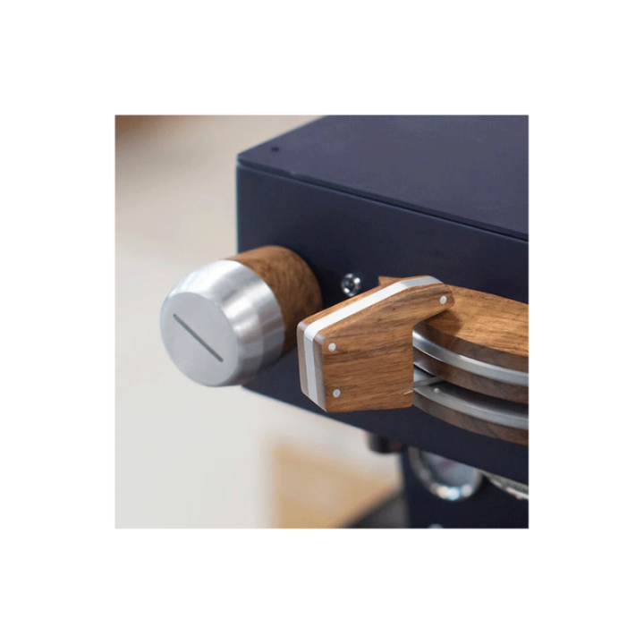 La Marzocco Trädetaljer till Linea Mini Valnöt