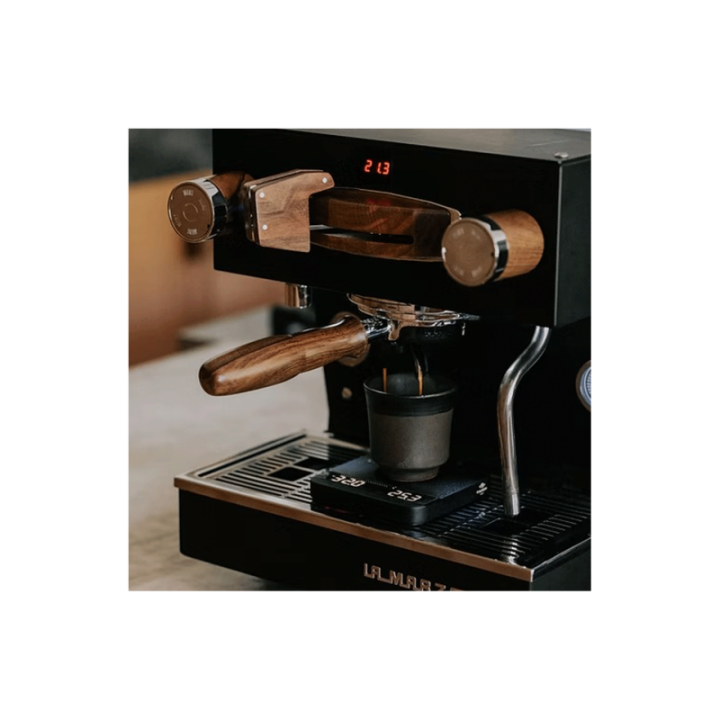 La Marzocco Portafilter med dubbelpip valnöt