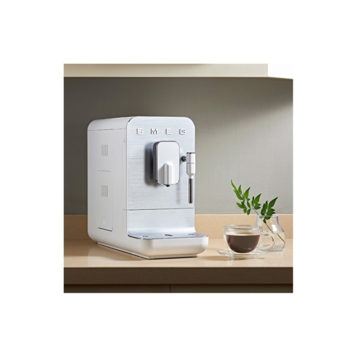 Smeg BCC12WHMEU Vit inkl. 1,8kg Rigtig Kaffe Mixpaket Kaffebönor