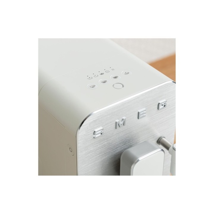 Smeg BCC12WHMEU Vit inkl. 1,8kg Rigtig Kaffe Mixpaket Kaffebönor