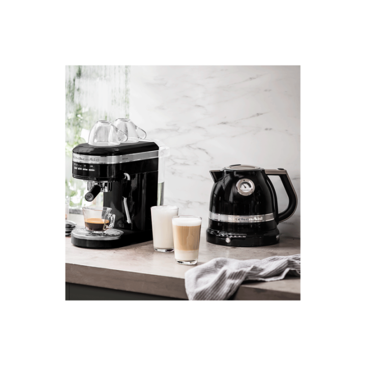 KitchenAid 5KEK1522EOB Artisan Vattenkokare 1,5 L Svart