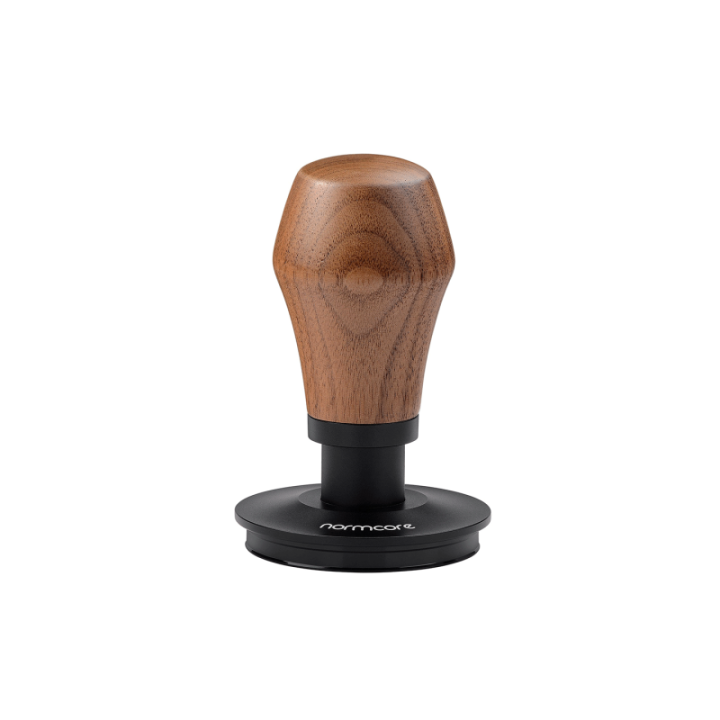 Normcore V4 Tamper med Fjäder, Rillor & Titanbeläggning 58 mm Valnöt