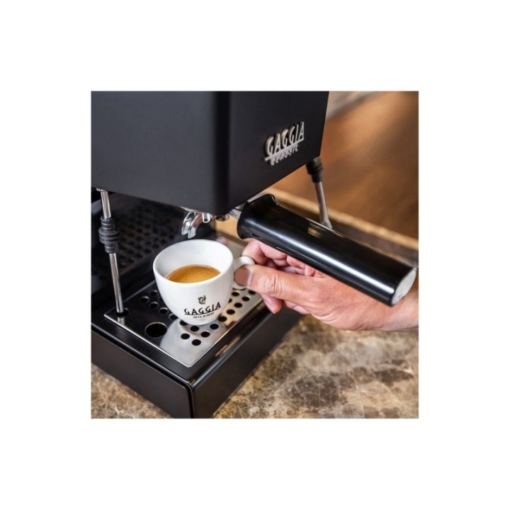 Gaggia Classic E24 Svart Espressomaskin Inkl. Gaggia MDF 55 Chrome Espressokvarn