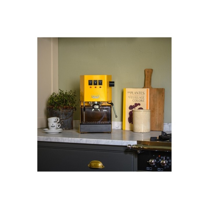 Gaggia Classic E24 Sunshine Yellow Espressomaskine Inkl. Eureka Mignon Zero 55s Mat Sort Espressokværn
